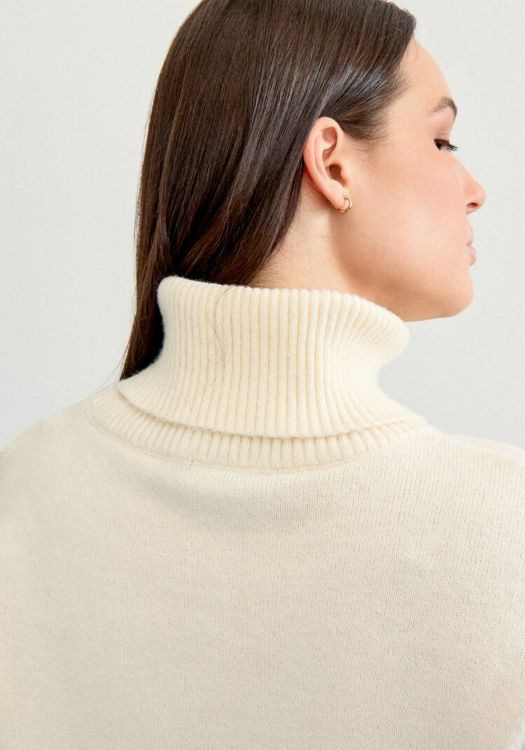 Свитер с объемным воротом шир.  750, рис. 13