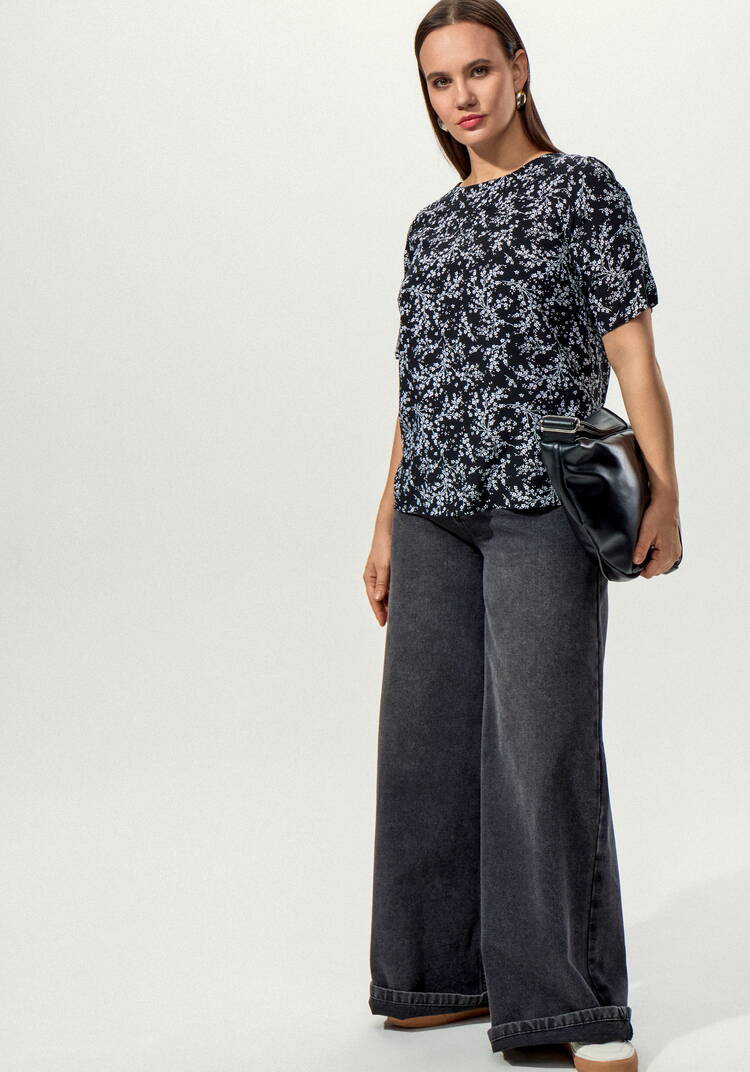 Блуза с пуговицей по спинке шир.  750, рис. 9