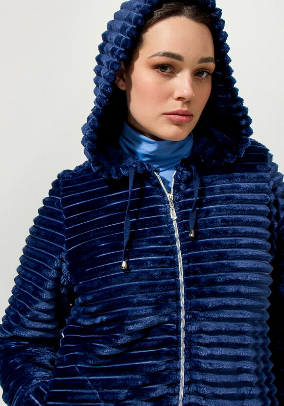 Толстовка меховая на молнии шир.  580, рис. 30