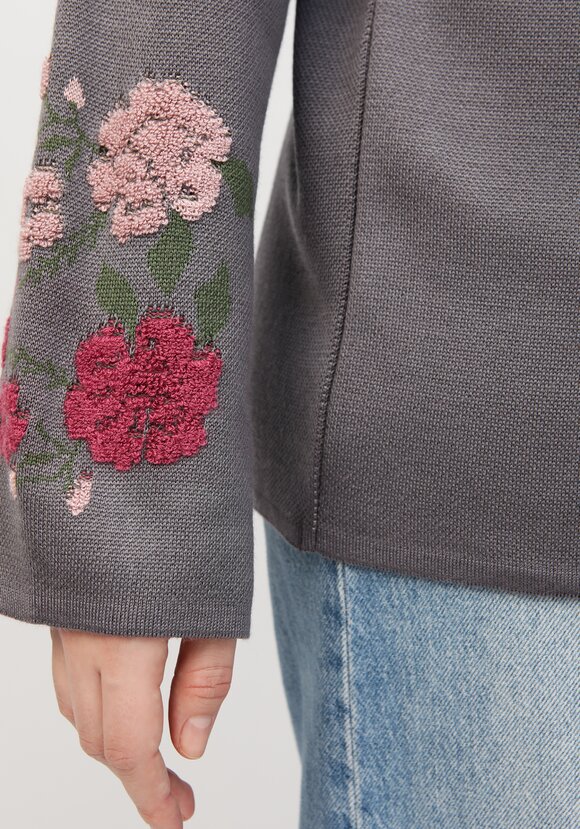 Кардиган с цветочным акцентом шир.  580, рис. 13