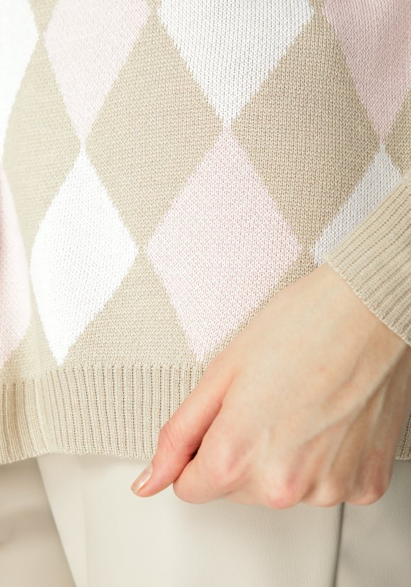 Кардиган с ромбами по полочке и спинке шир.  580, рис. 6