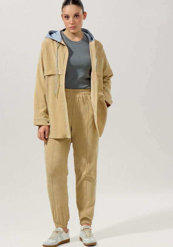 Брюки из вельвета со стрелкой шир.  580, рис. 7