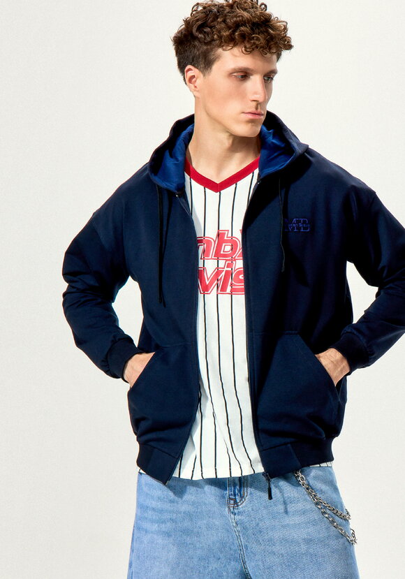 Толстовка с вышивкой шир.  580, рис. 8