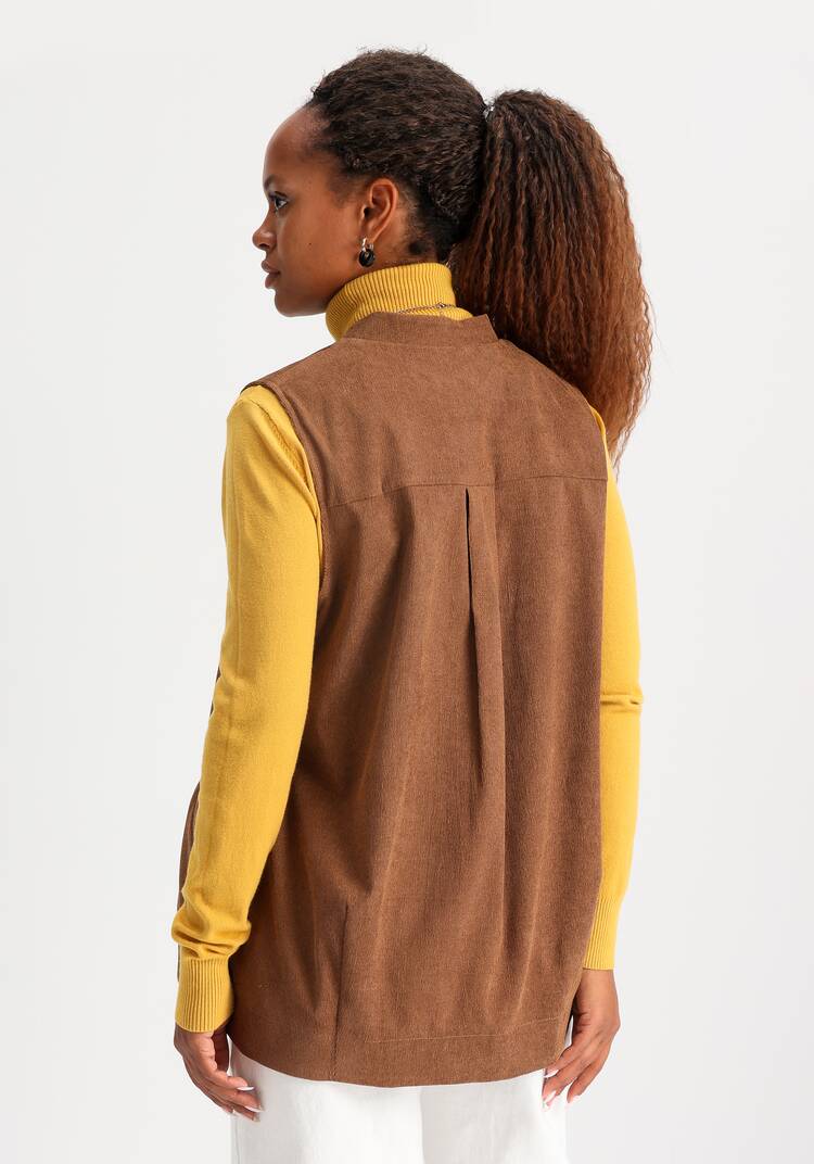 Жилет из вельвета с карманами шир.  750, рис. 11