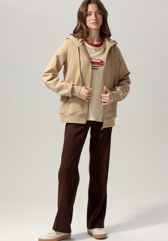 Толстовка с капюшоном и нашивкой на рукаве шир.  580, рис. 16