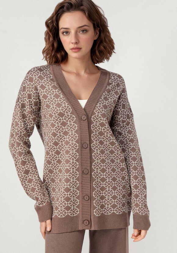 Костюм трикотажный свободного кроя шир.  580, рис. 2