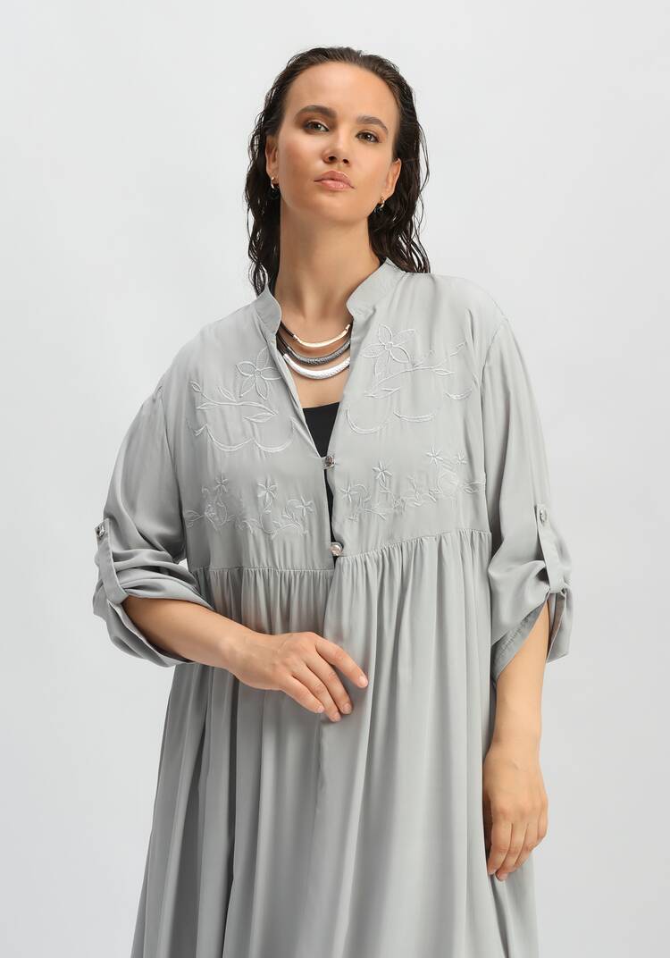 Рубашка удлиненная с вышивкой на кокетке шир.  750, рис. 22