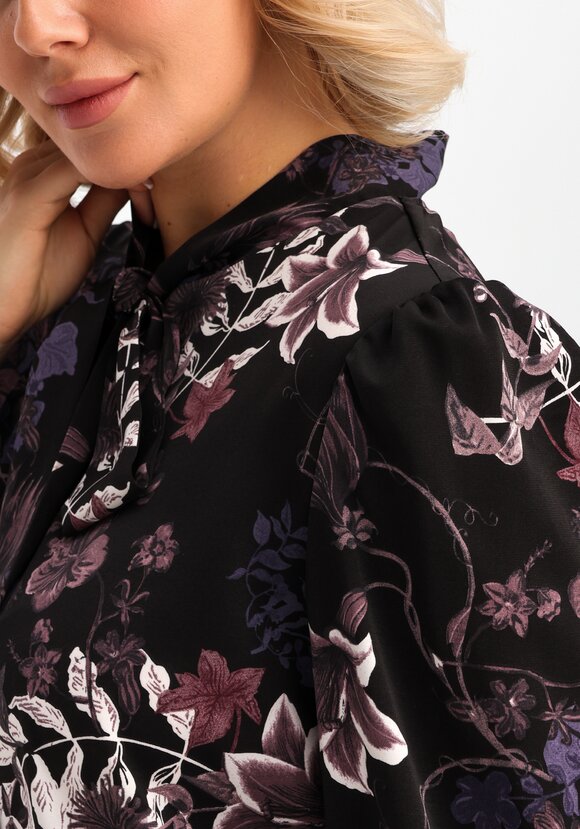 Блуза с бантом на воротнике шир.  580, рис. 16