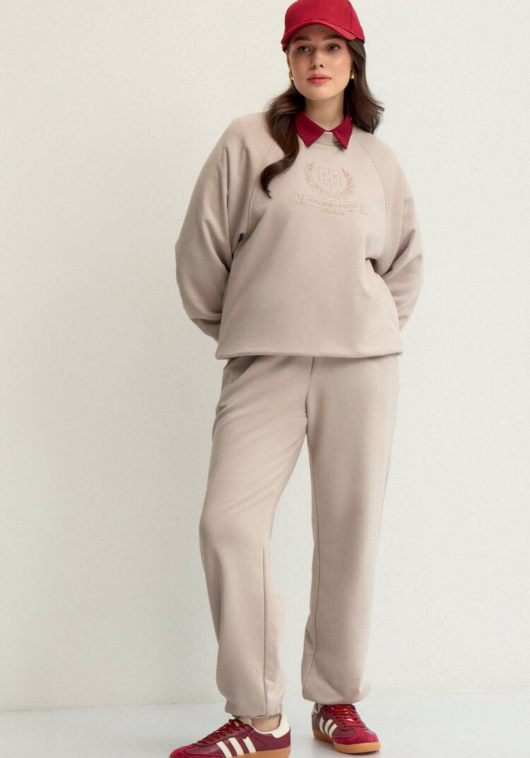 Свитшот с декором на груди шир.  750, рис. 7