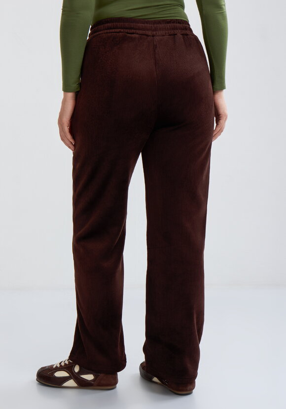 Брюки вельветовые утепленные шир.  580, рис. 15