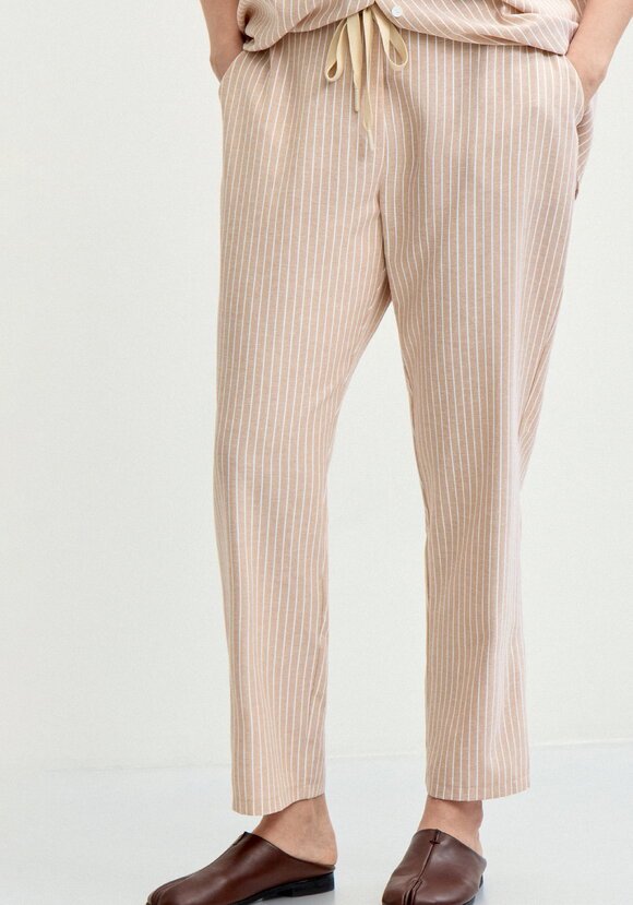 Брюки зауженные в полоску шир.  580, рис. 7