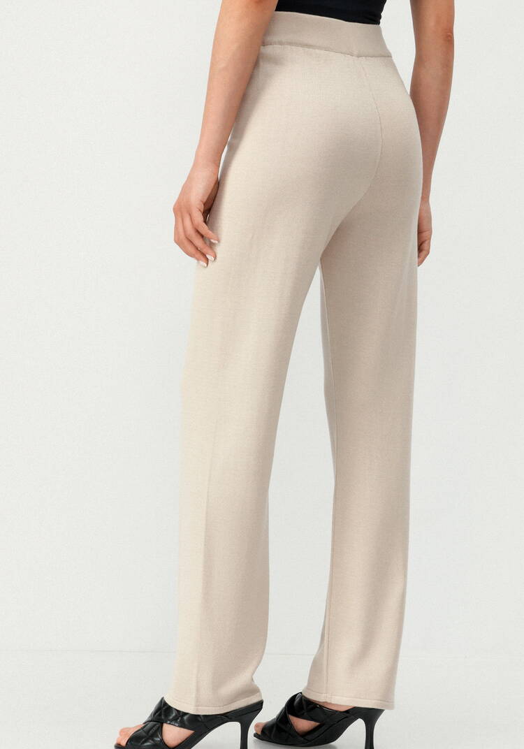 Брюки прямого кроя на широкой резинке шир.  750, рис. 9