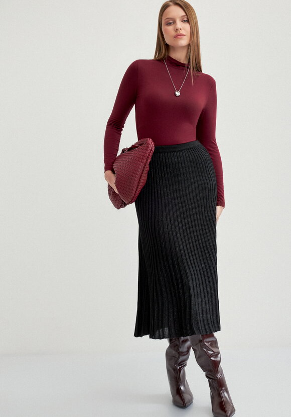 Юбка миди с метанитью шир.  580, рис. 39