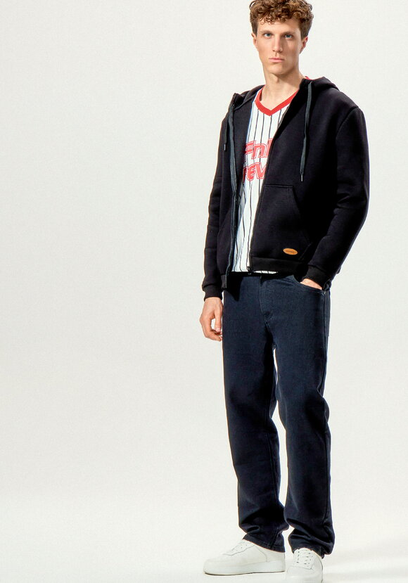 Толстовка с декоративной нашивкой на кармане шир.  580, рис. 9