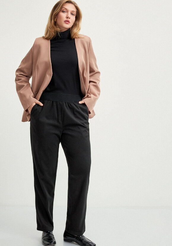 Прямые брюки на резинке с карманами шир.  580, рис. 9