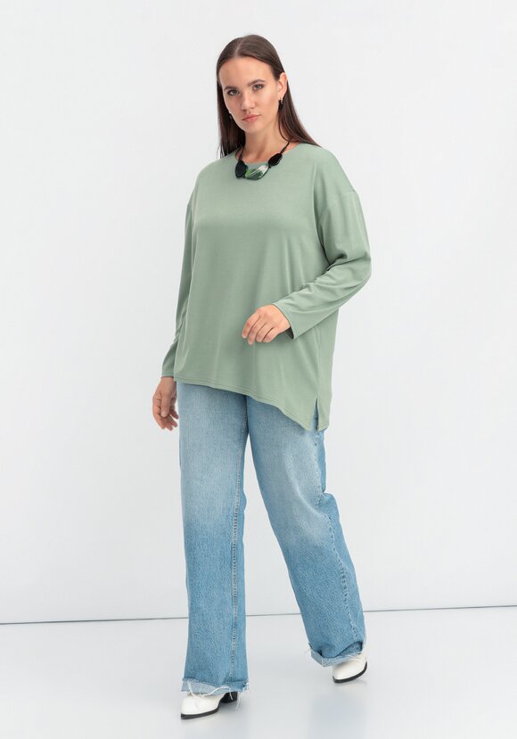 Лонгслив с асимметричным низом шир.  580, рис. 25