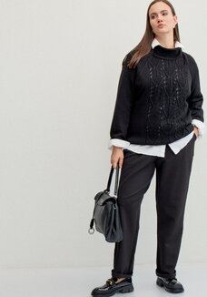 Брюки прямого силуэта зауженные к низу