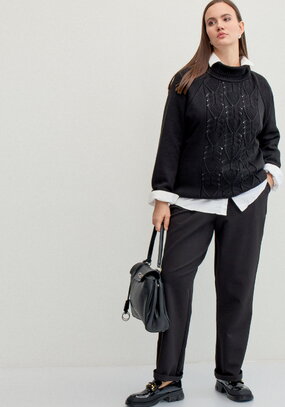 Брюки прямого силуэта зауженные к низу