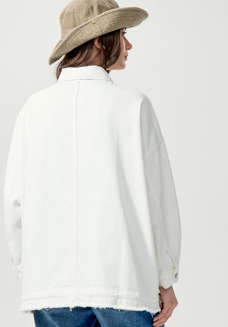 Джинсовая куртка со стразами на карманах шир.  750, рис. 34