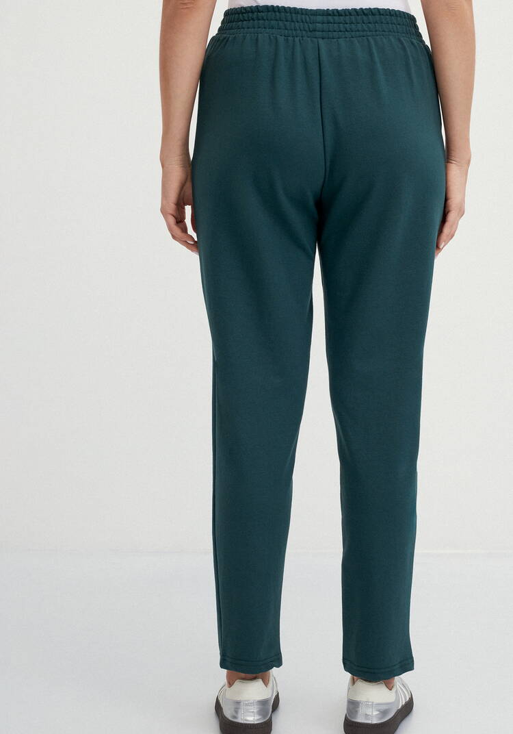 Костюм с флористическим принтом на футболке шир.  750, рис. 30