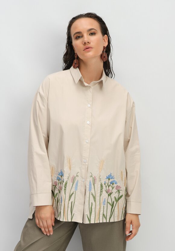 Рубашка с вышивкой по низу шир.  580, рис. 18