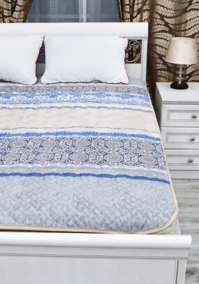 Наматрасник с верблюжей шeрстью