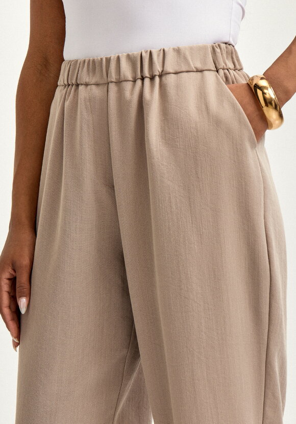 Брюки льняные на резинке по поясу и низу шир.  580, рис. 20