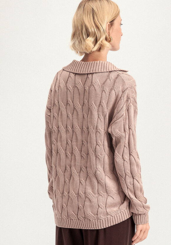 Джемпер с косами и воротником-поло шир.  580, рис. 18