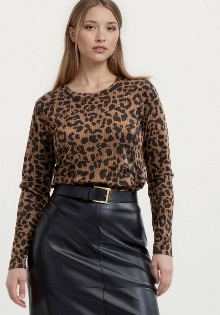 Лонгслив с анималистичным принтом шир.  750, рис. 23