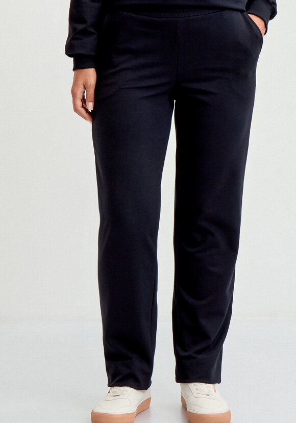 Костюм свитшот с принтом и брюки шир.  580, рис. 23