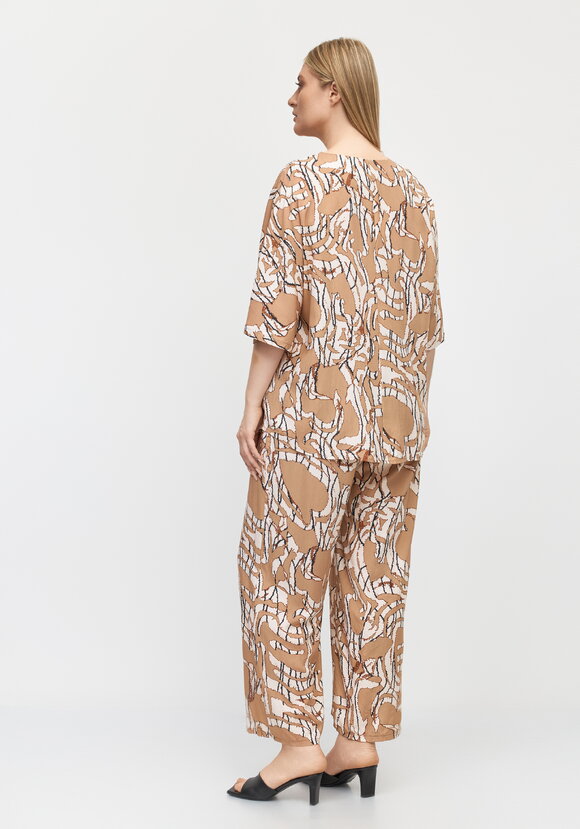 Костюм Агнесса шир.  580, рис. 3