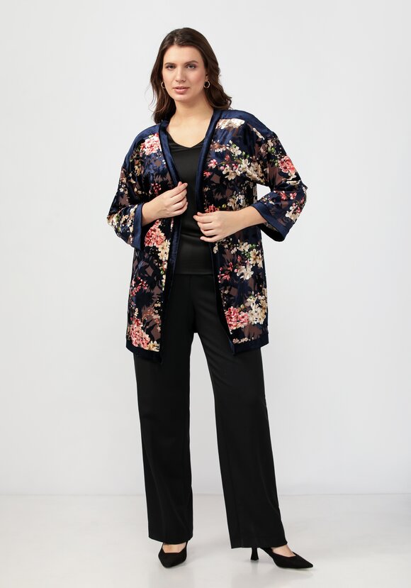 Кардиган-накидка со свободными рукавами шир.  580, рис. 13