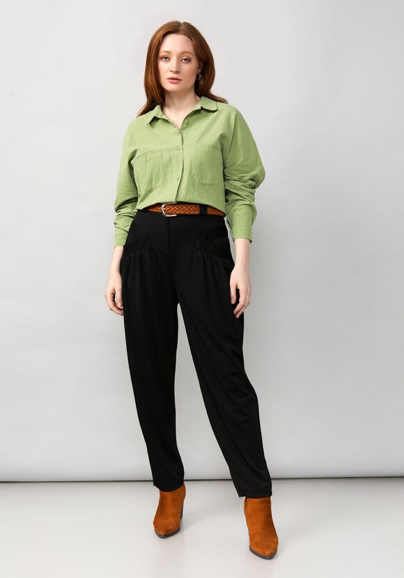 Брюки женские со сборкой на карманах шир.  580, рис. 7