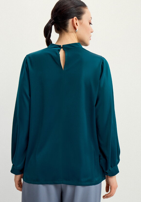 Блуза шелковая с воротником-стойкой шир.  580, рис. 15