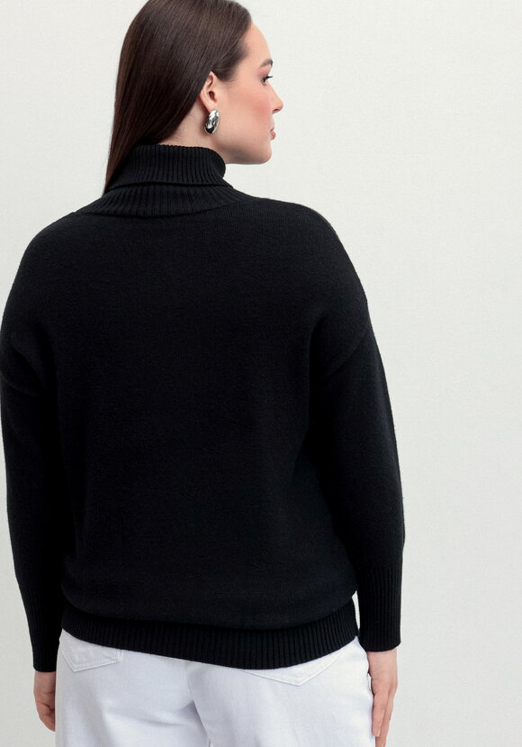 Свитер с геометрическим рисунком из страз шир.  580, рис. 3