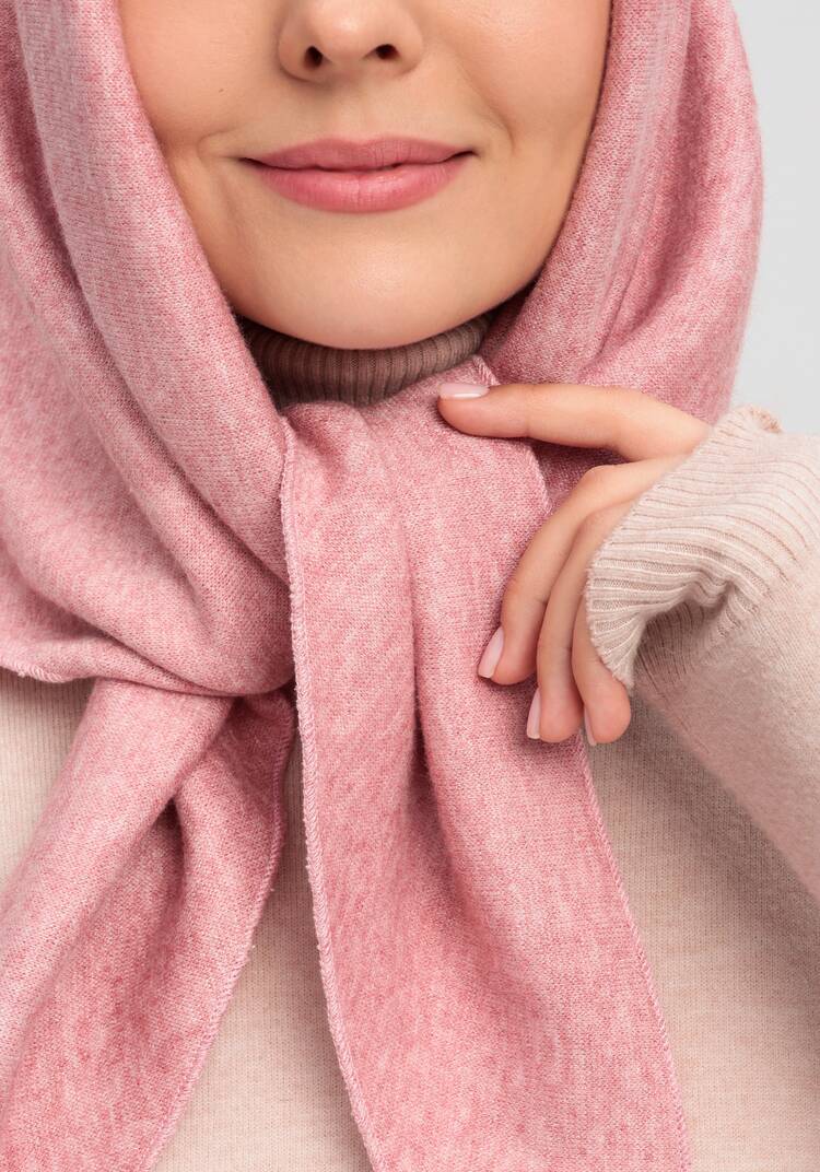 Косынка женская вязаная из ангоры шир.  750, рис. 14