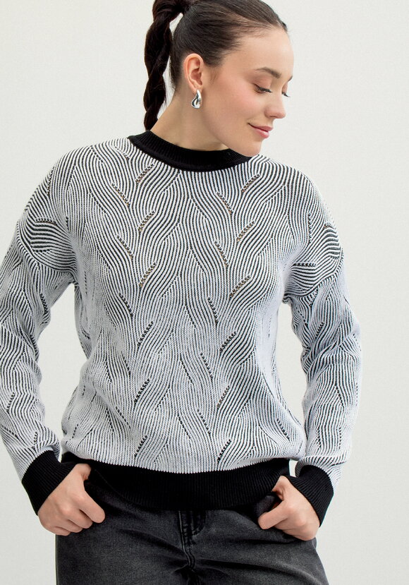 Джемпер с фактурным орнаментом шир.  580, рис. 1