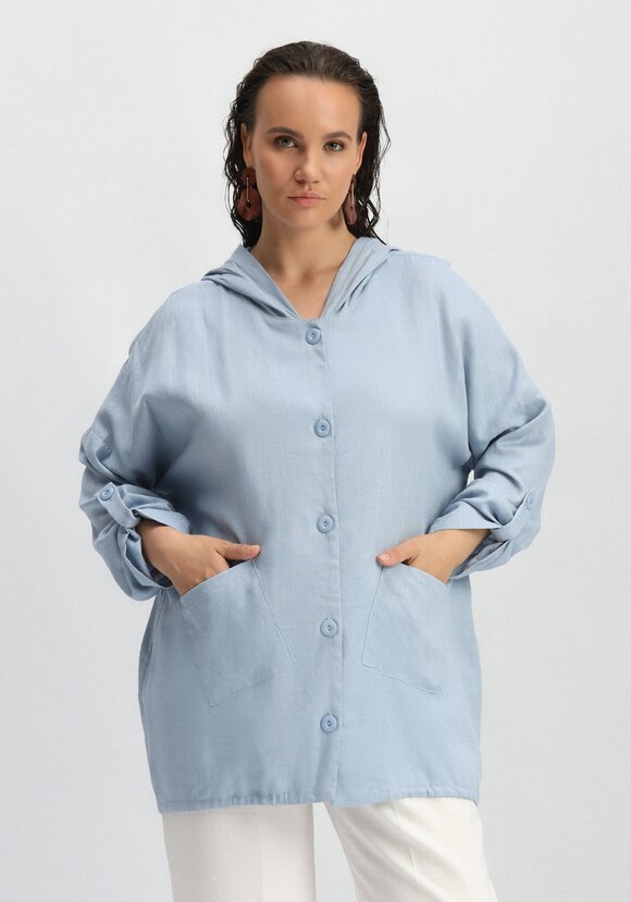 Рубашка с капюшоном и асимметричным низом шир.  580, рис. 17