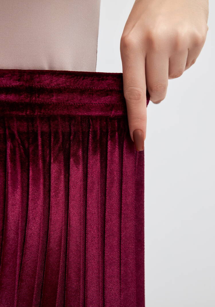 Юбка плиссированная из бархата шир.  750, рис. 15
