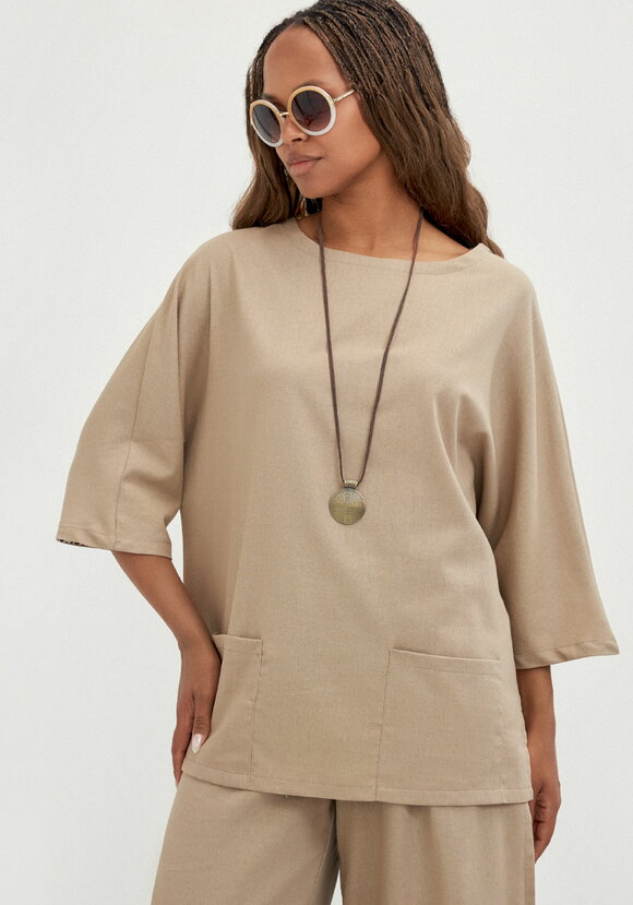 Блуза с контрастной внутренней отделкой шир.  580, рис. 7