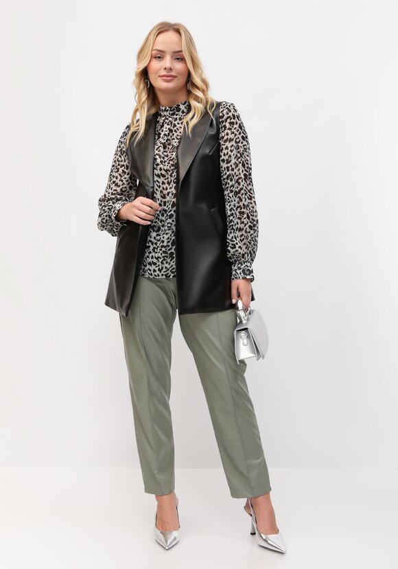 Жилет из экокожи однобортный шир.  580, рис. 2