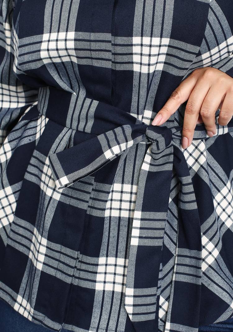 Блуза в клетку с поясом шир.  750, рис. 8