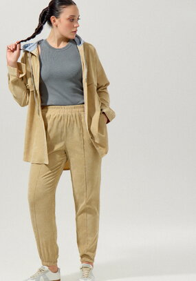 Брюки из вельвета со стрелкой