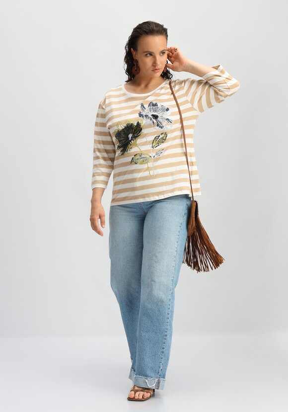 Лонгслив с цветами 3D шир.  580, рис. 42