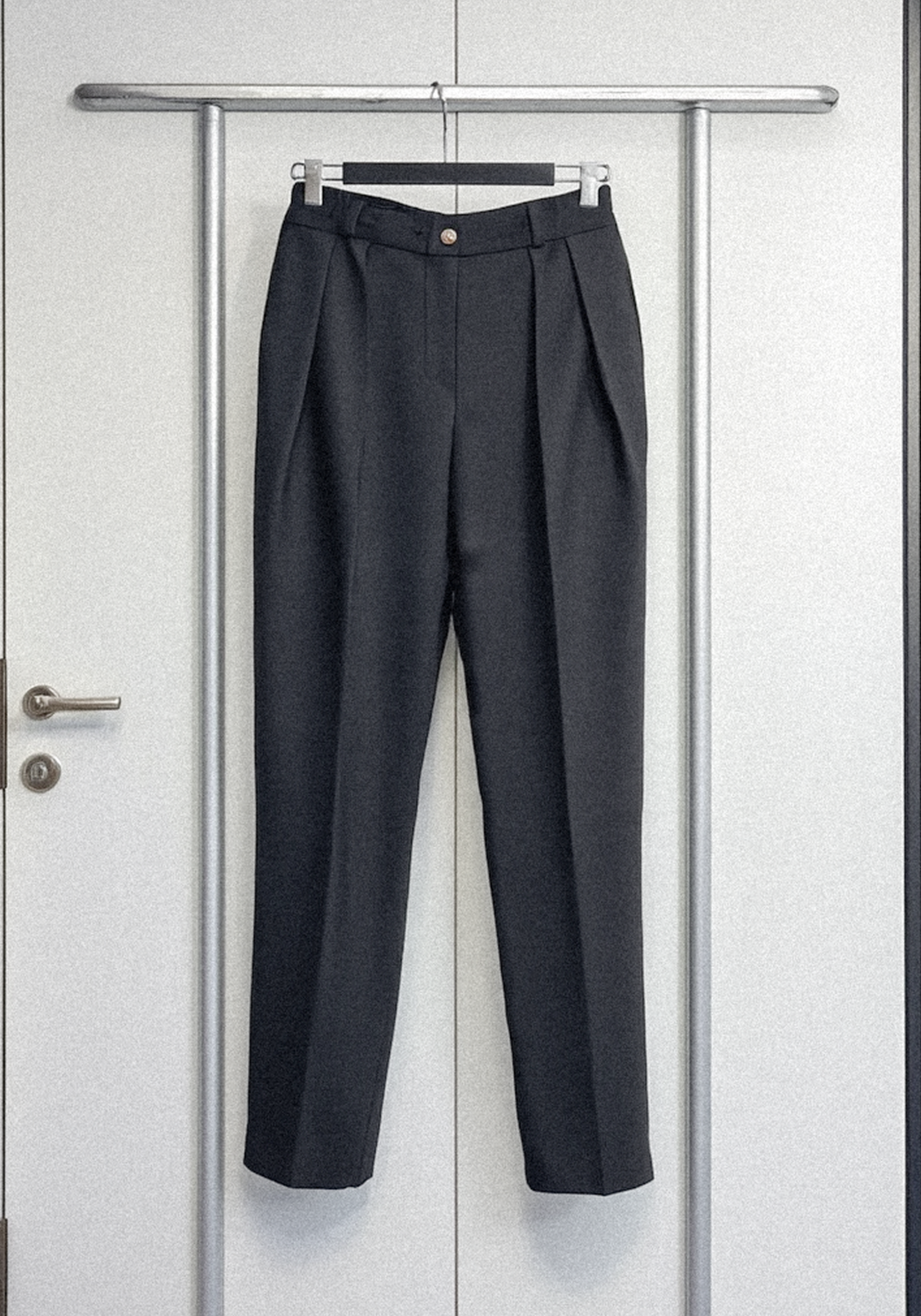 

Брюки прямого кроя из костюмной ткани Resale, Черный