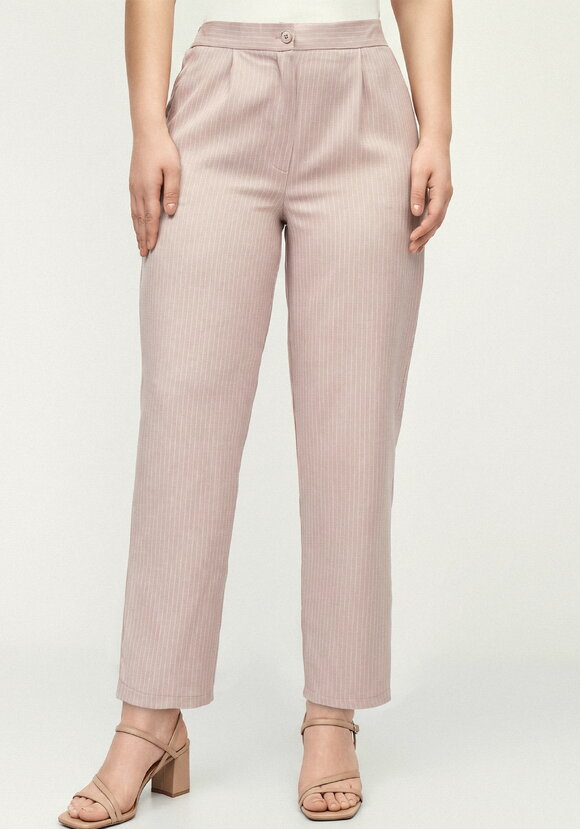 Костюм из жакета и брюк в полоску шир.  580, рис. 13