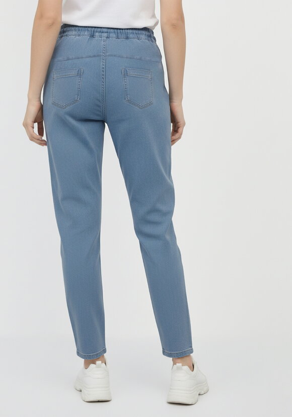 Джинсы с нашивкой шир.  580, рис. 3