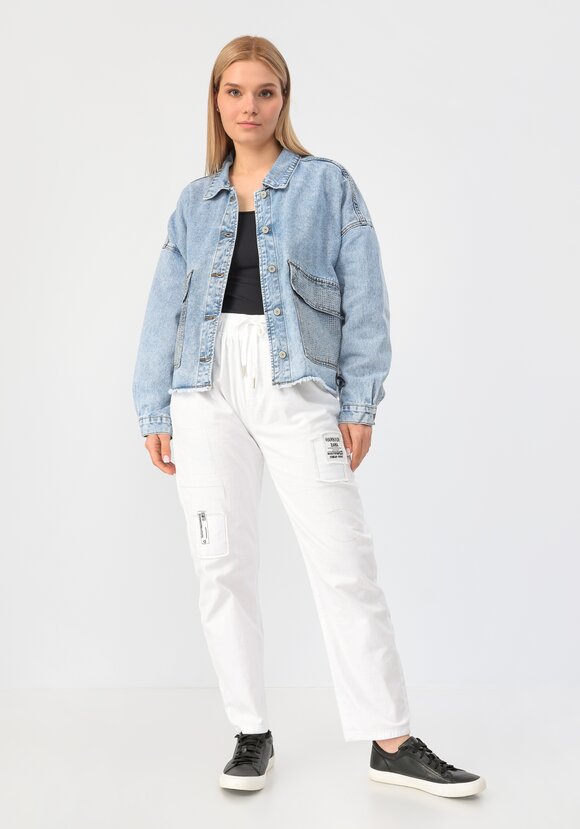 Куртка джинсовая со стразами шир.  580, рис. 2