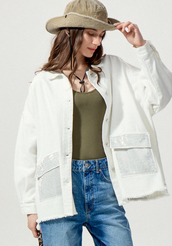 Джинсовая куртка со стразами на карманах шир.  580, рис. 32