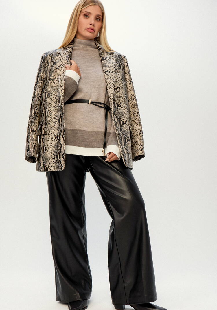 Свитер женский с контрастными полосами шир.  750, рис. 29